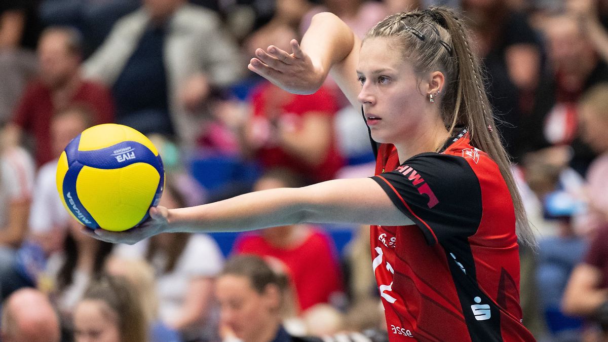 Dresdner Volleyballerinnen feiern schnellen Heimsieg