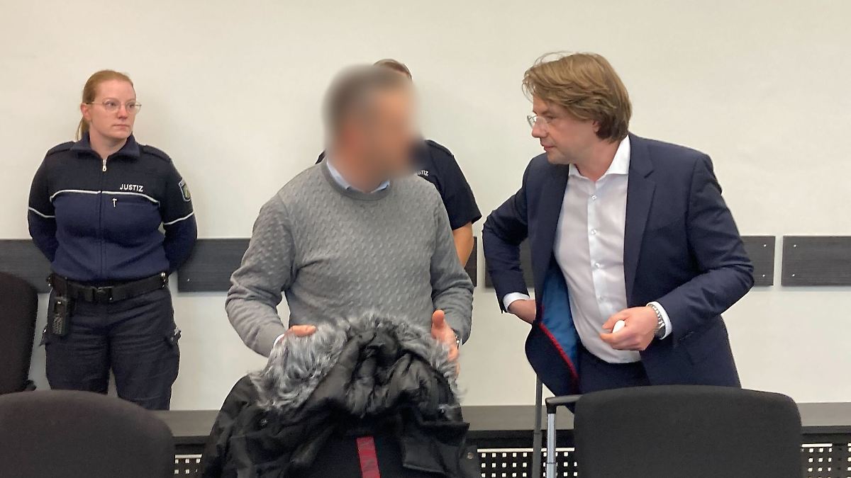 Aussagen: Prozess um Tod einer 12-Jährigen im Krankenhaus