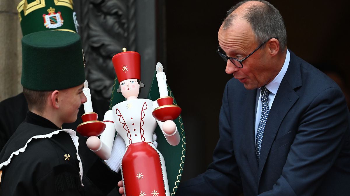 Merz lobt Sachsen – Finanzierung von Verkehrswegen offen