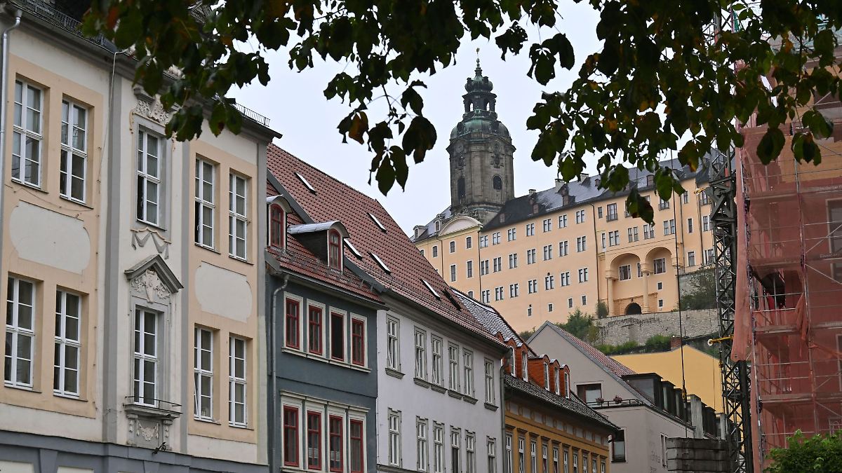 Kommunen: Hohe Sozialausgaben - weniger Investitionen