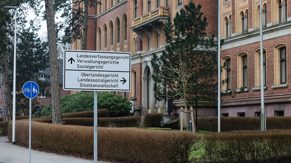 Bahn-Tochter klagt wegen Neuausschreibung einer Bahnstrecke