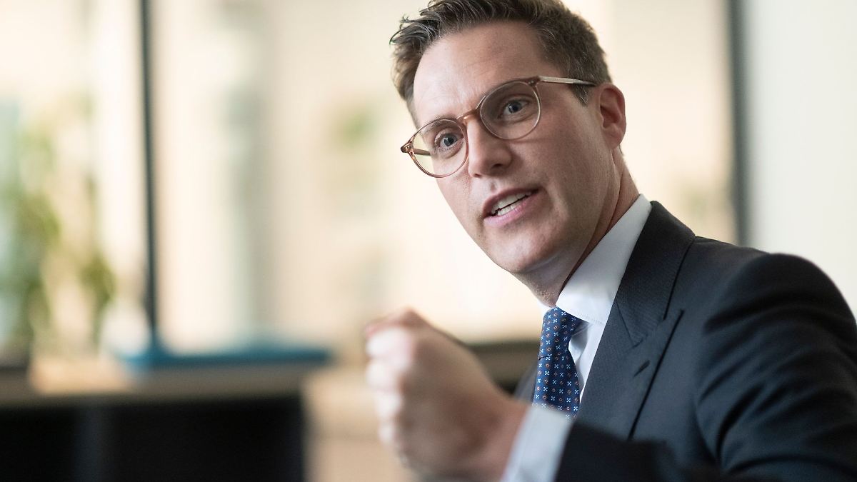 CDU-Kandidat Hagel verspricht: Werde nie an der Kunst sparen