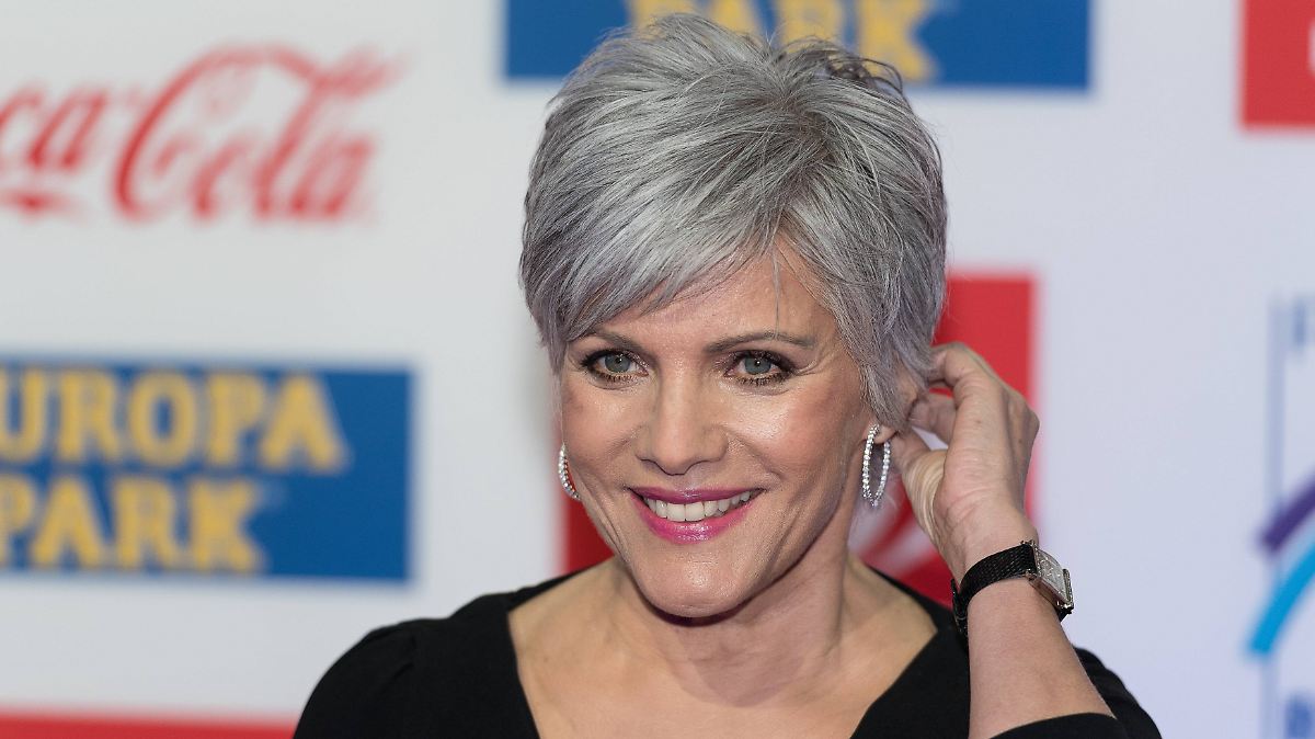 60 ist das neue 40": Birgit Schrowange fühlt sich rundum wohl - n-tv.de