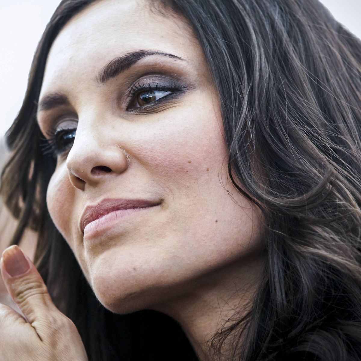 Der Hauch der weiten Welt: Daniela Ruah bringt Amerika zum ESC - n-tv.de