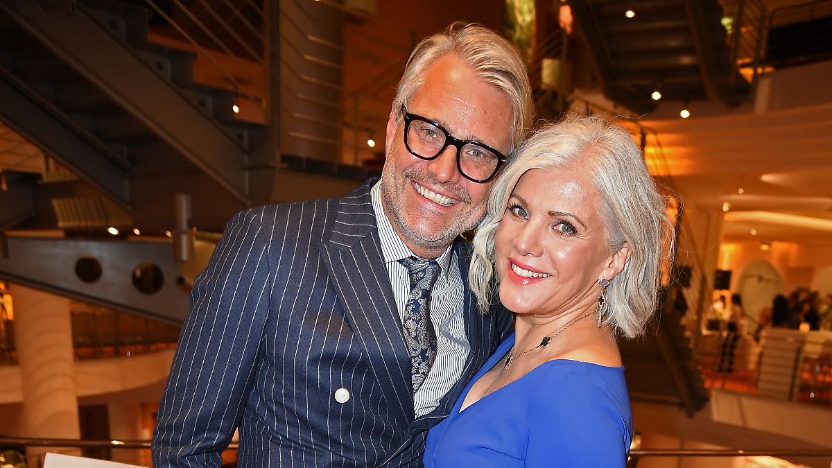 Mit 65 hat sie sich getraut: Birgit Schrowange ist unter der Haube - n-tv.de