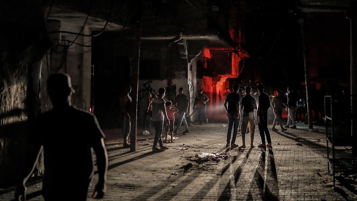 Hochrangige Hamas-Vertreter tot: Israel greift Hunderte Ziele im ...