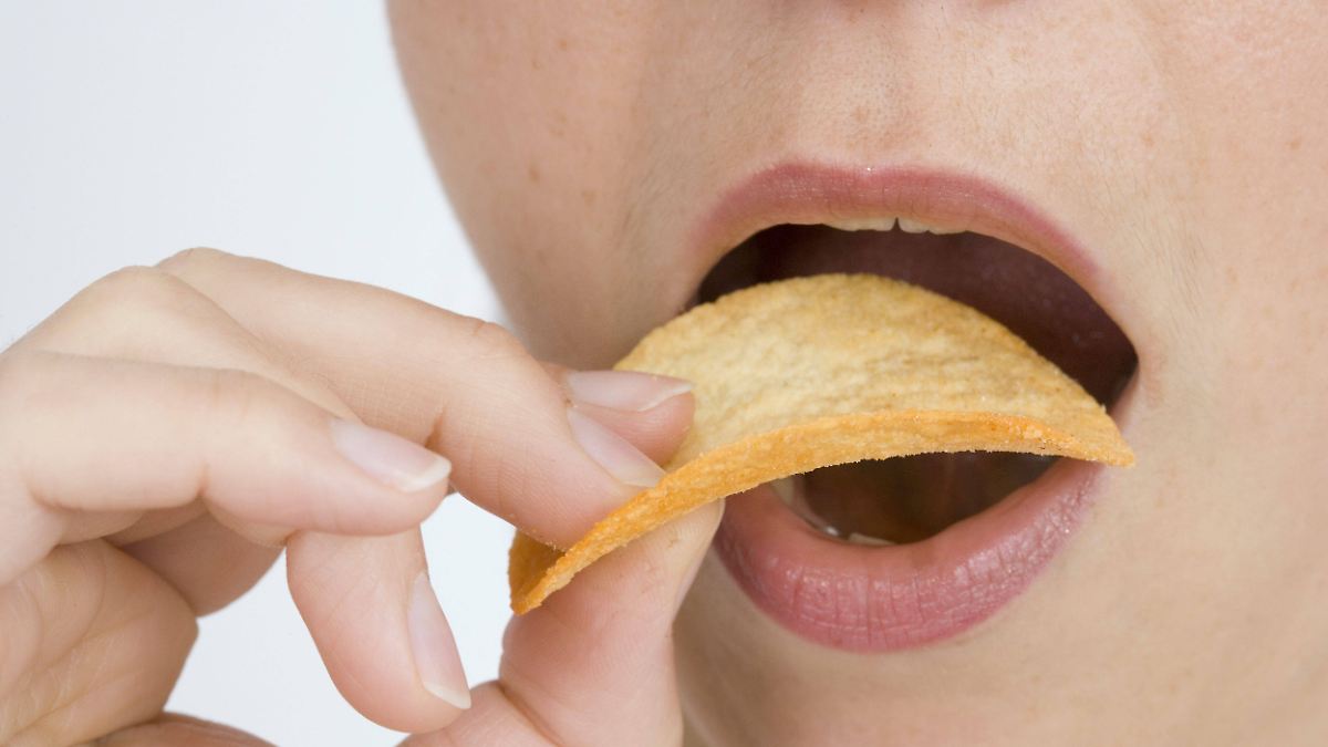 Wegen Gesundheitsgefahr: Extrem scharfe Chips werden zurückgerufen - n ...