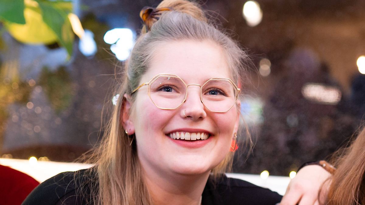 Grüne: Hamburger Abgeordnete Ivy May Müller schließt sich Konkurrenz an ...