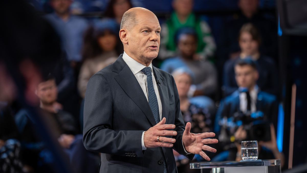 Bürger fragen Kanzlerkandidaten: Scholz bescheinigt sich
