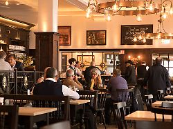 Kampf gegen Armut: Mindestlohnerhöhung auf 15 Euro beträfe jeden vierten Job