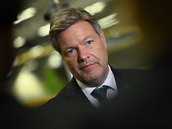 Habeck zu Selenskyj-Aussagen: "Was Donald Trump dort macht, ist Verrat"