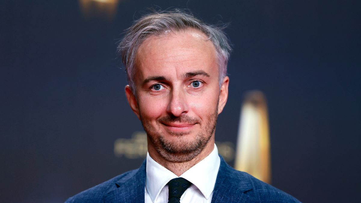 Böhmermann warnt die USA vor der AfD - "Kacke am Dampfen"