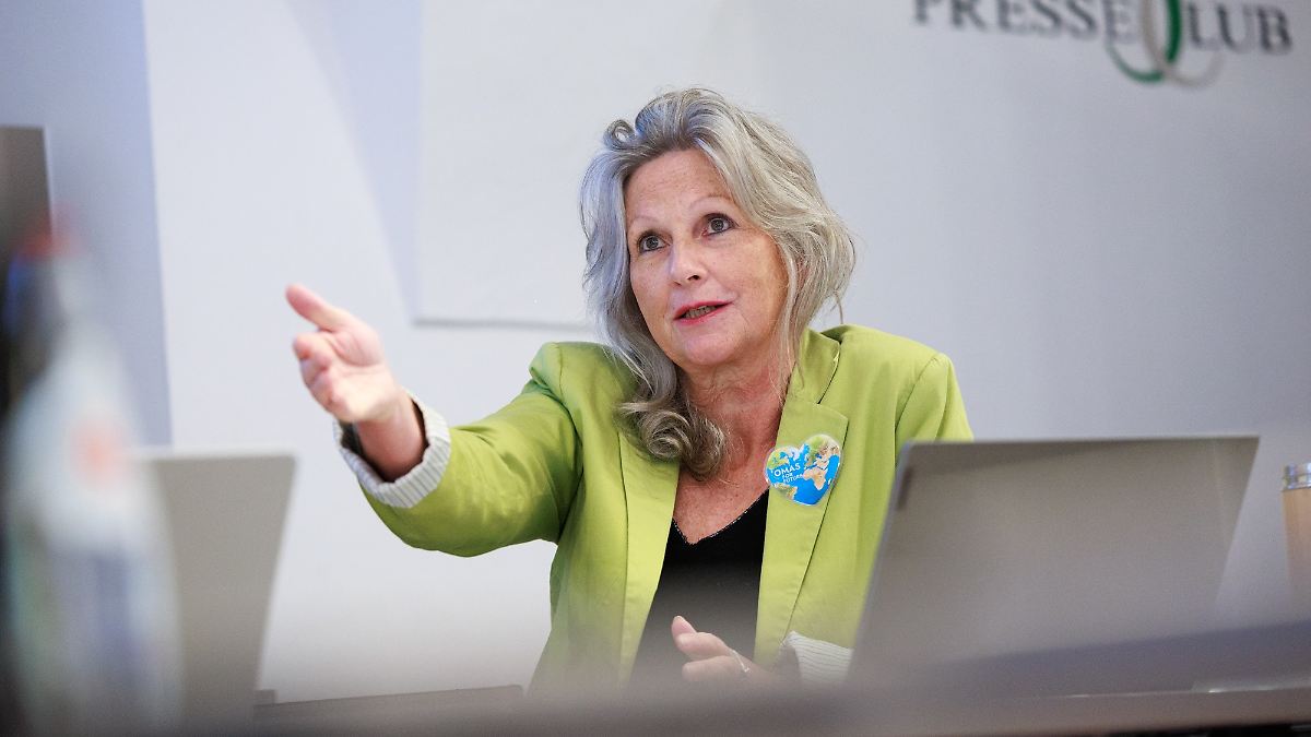 Im Gemüsebeet mit CDU, Grünen, Linken - und den Omas For Future