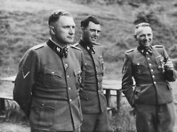 Flucht zu berühmten Deutschen: SS-Verantwortliche aus Auschwitz versteckten sich bei Bismarcks