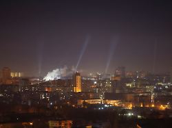 "Rekord-Angriff" vor Jahrestag: Ukraine meldet Hunderte russische Drohnen - so viele wie nie