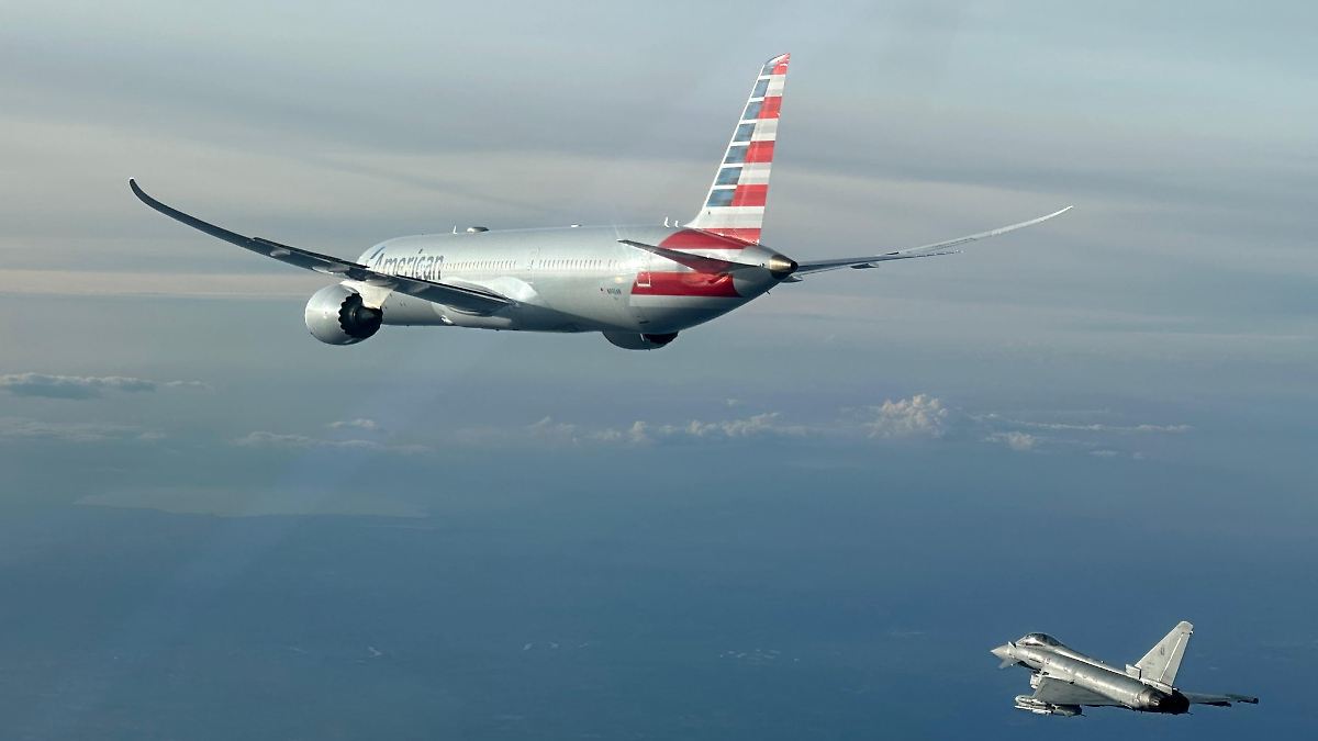 Boeing wegen "mutmaßlicher Bombendrohung" umgeleitet