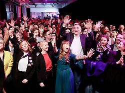 Die Demografie des Bundestags: Linke verhindert Alterungsschub im Plenum