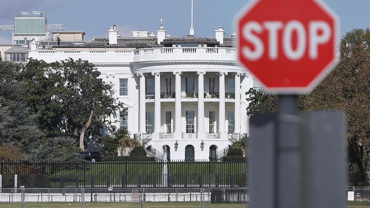 Trump bricht mit jahrzehntelanger Tradition im Weißen Haus