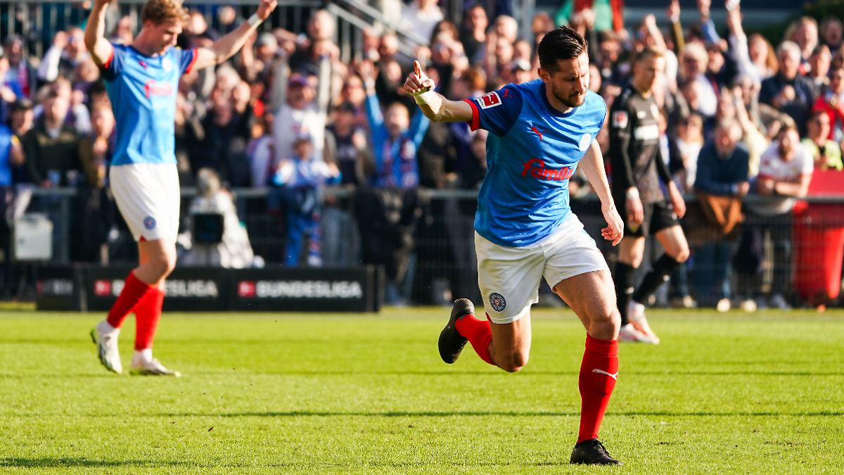 Ein Wunderschütze erschüttert den Abstiegskampf