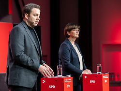 Parteilinke stellen Bedingungen: Auch SPD-Vorstand segnet Sondierungspapier ab