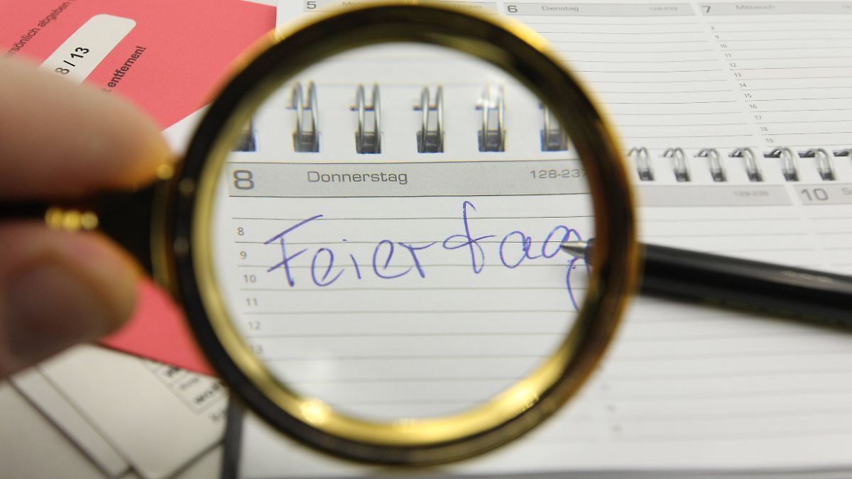 Wirtschaftsweise-Chefin wirbt für Abschaffung von Feiertag