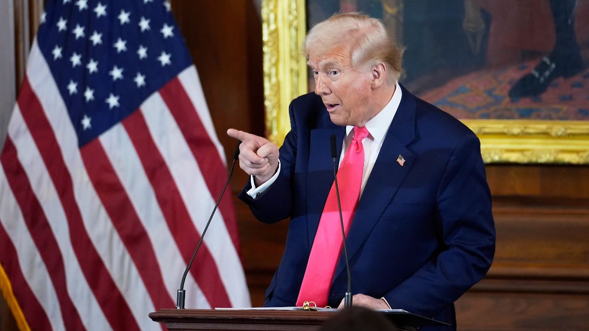 Trump droht der EU mit 200-Prozent-Zöllen