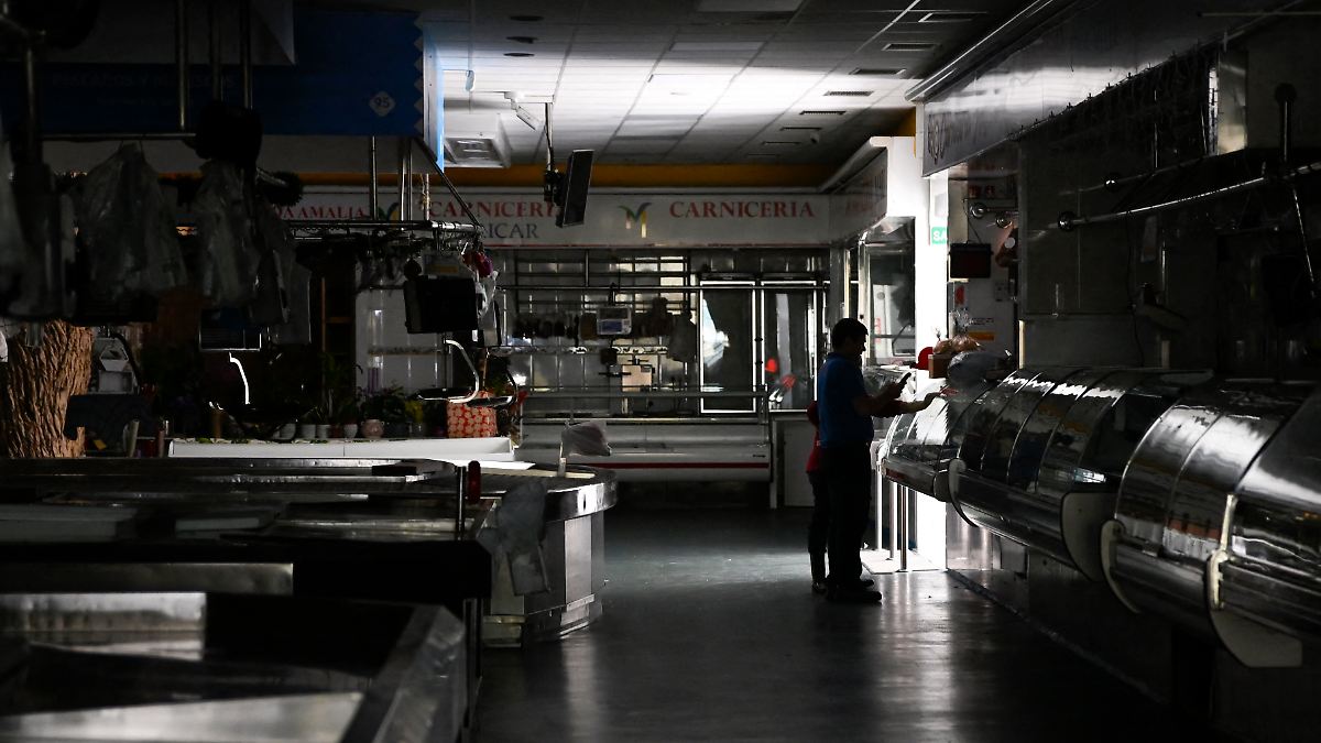 Iberische Halbinsel wohl bis in den Abend hinein ohne Strom