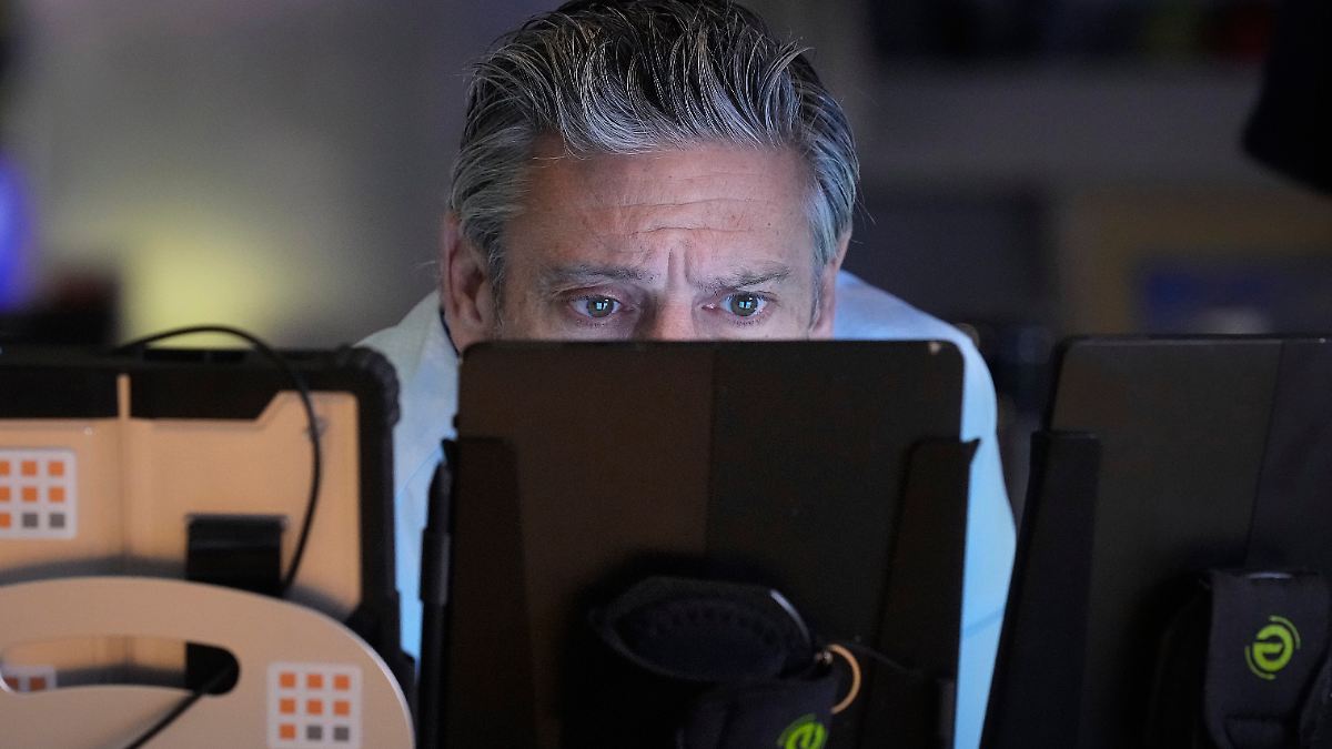 Wall Street rettet kleines Plus über die Ziellinie