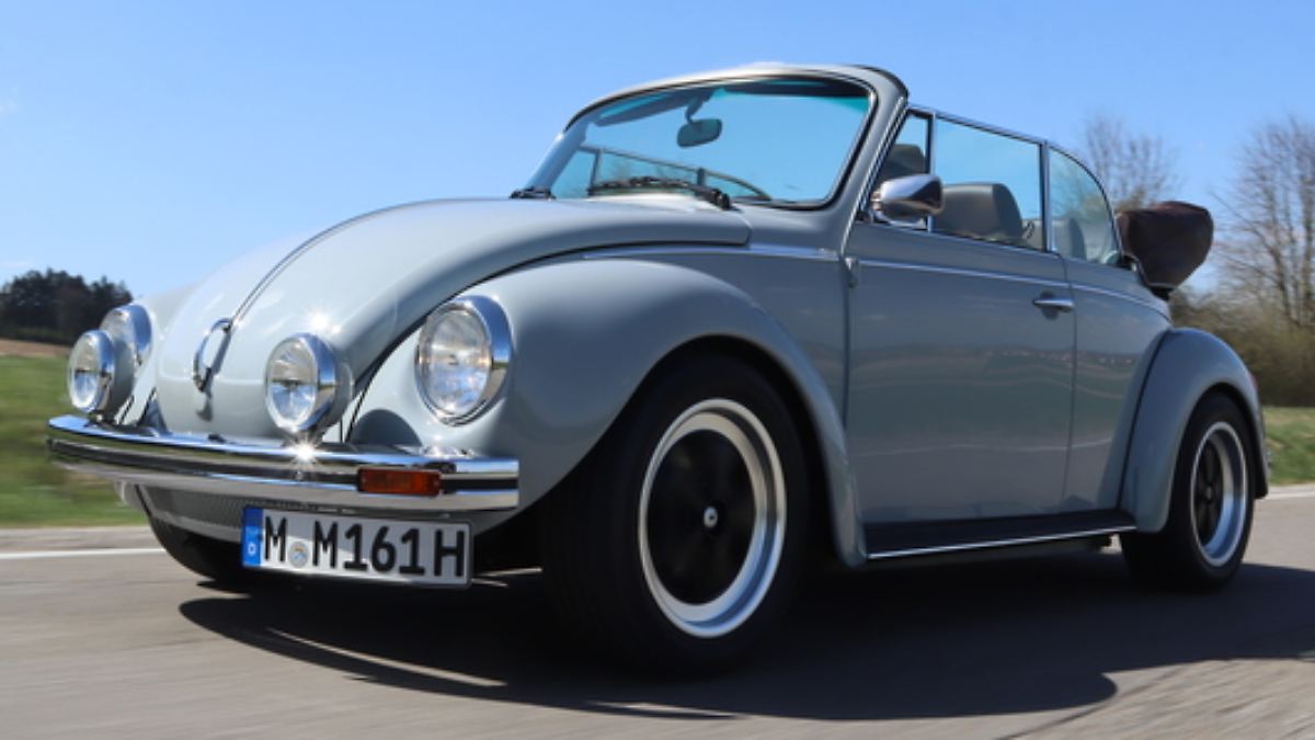 Mutter-aller-Volkswagen-ganz-neu-Ein-K-fer-mit-ABS-ist-das-noch-der-VW-Klassiker-