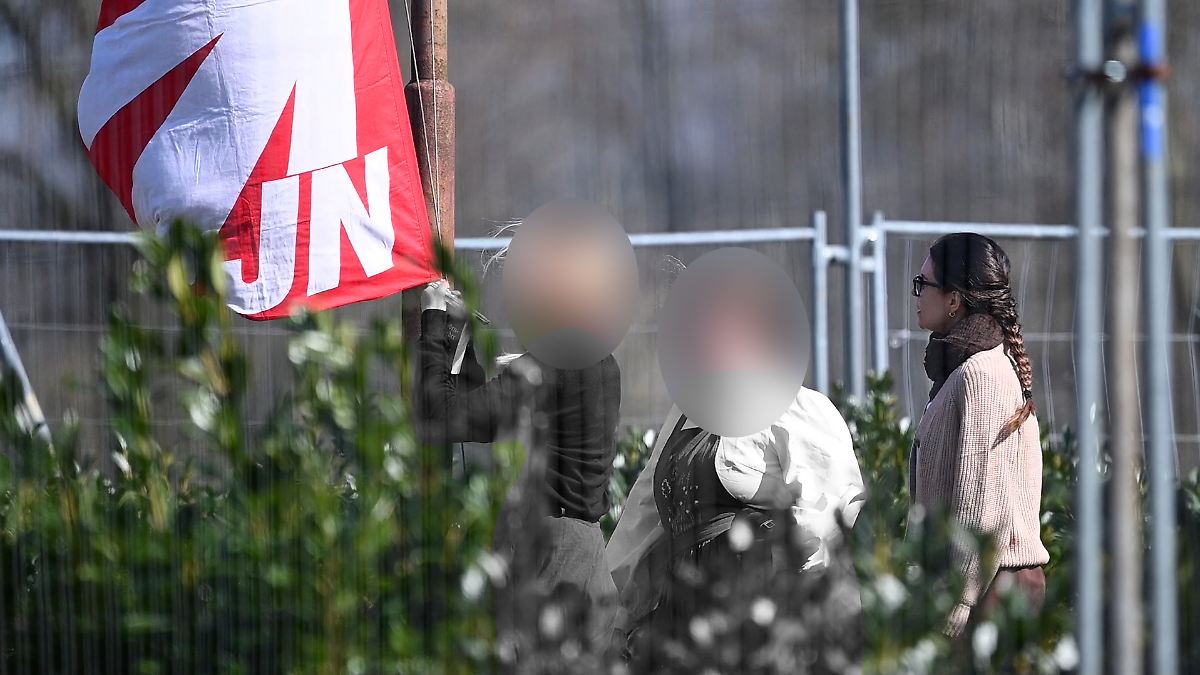 Rechtsextreme rekrutieren gezielt Mädchen und junge Frauen