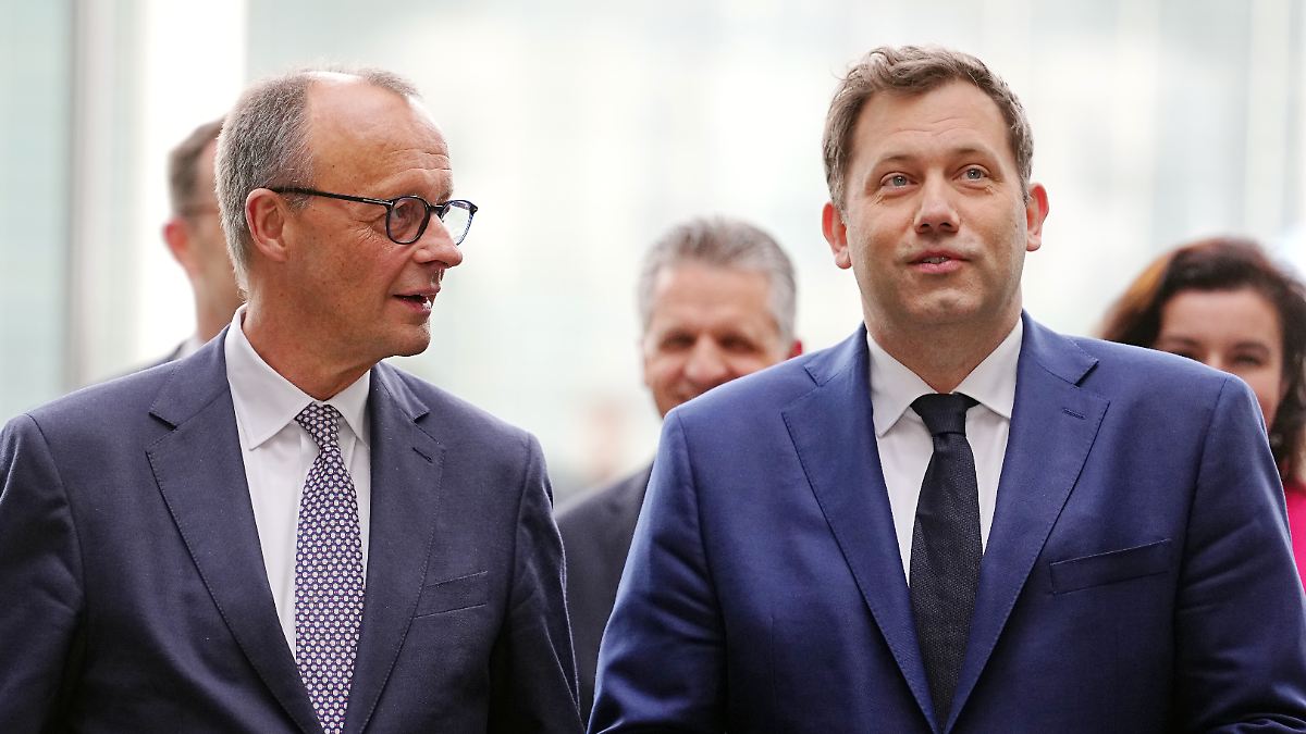 Weg für Merz frei: SPD-Basis billigt Koalitionsvertrag mit Union