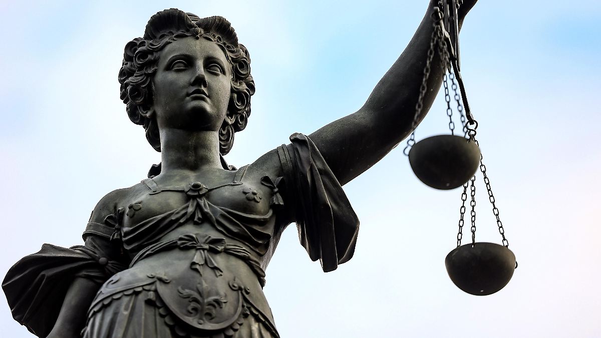 Berüchtigter Pädokrimineller in England verurteilt