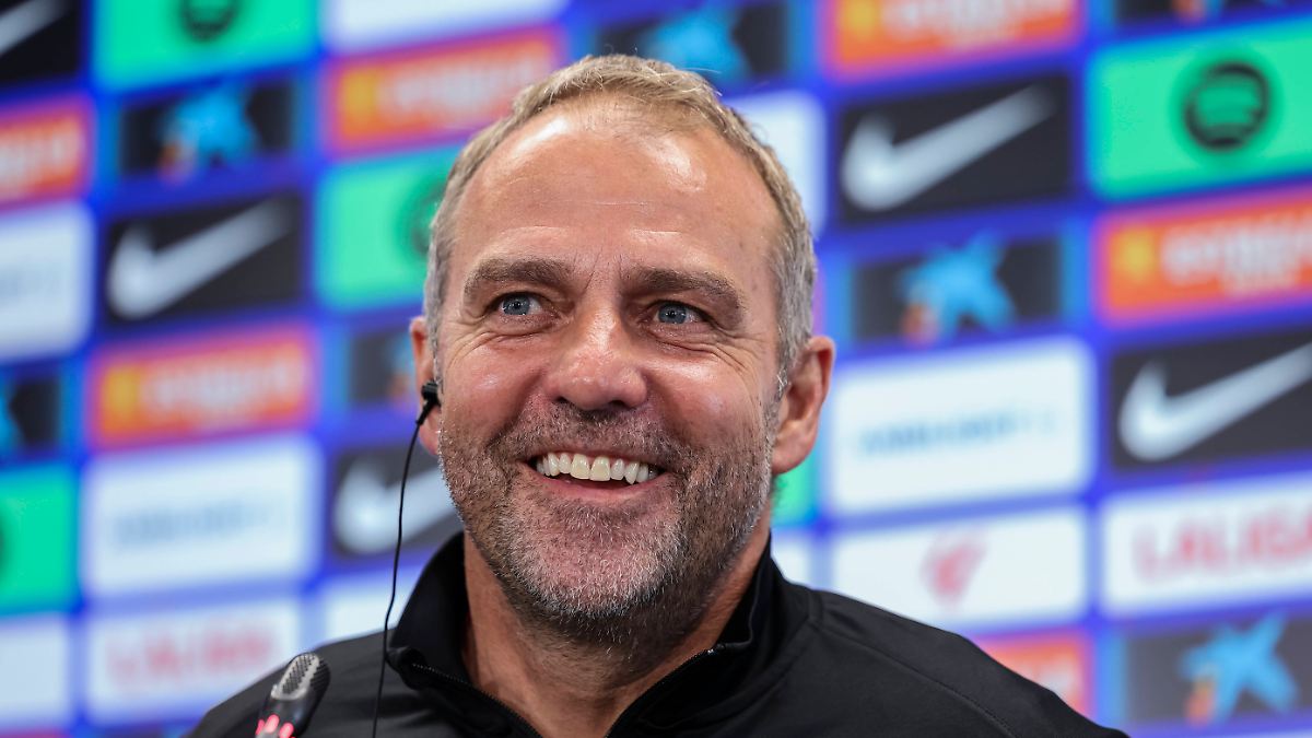 Supertrainer Hansi Flick hängt den Rest der Welt ab