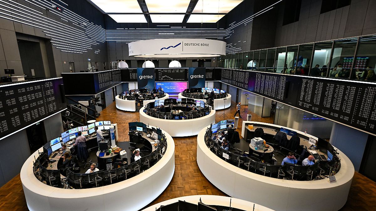 Dax springt auf neues Rekordhoch