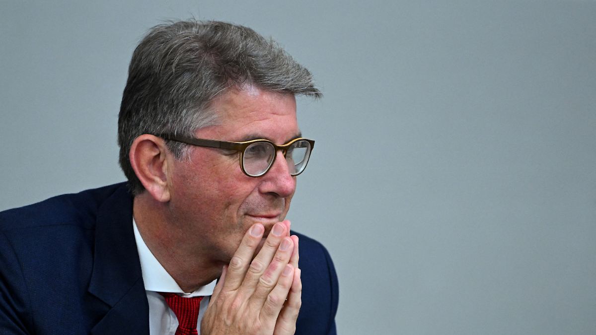 Geht nach der Weimarer die Weimer Republik unter?