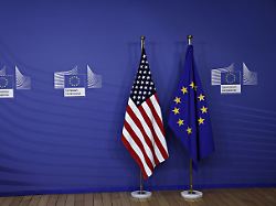 Einschleimen oder drohen?: Sachlich kommt die EU bei Trump nicht weiter