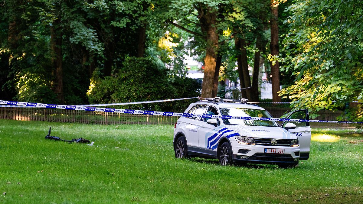 Elfjähriger mit E-Scooter stirbt auf Flucht vor der Polizei