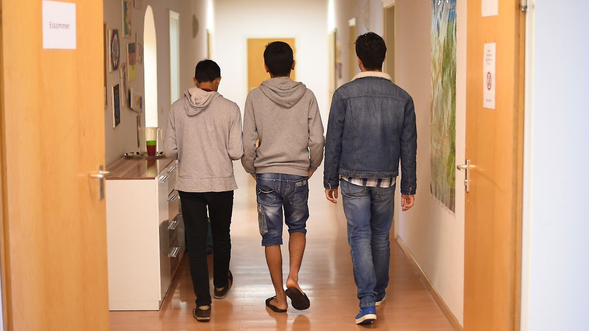 Merz droht Städten und Kommunen mit Kürzung sozialer Fördermittel