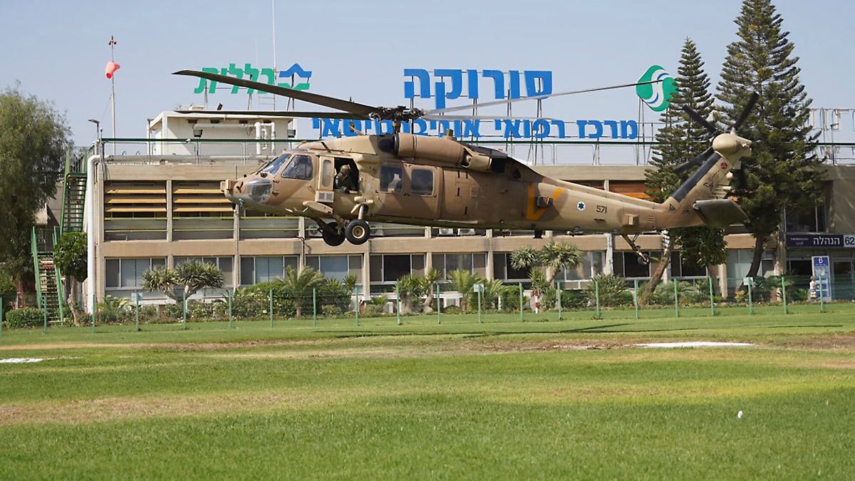 Israelische Klinik bei Raketenangriff getroffen