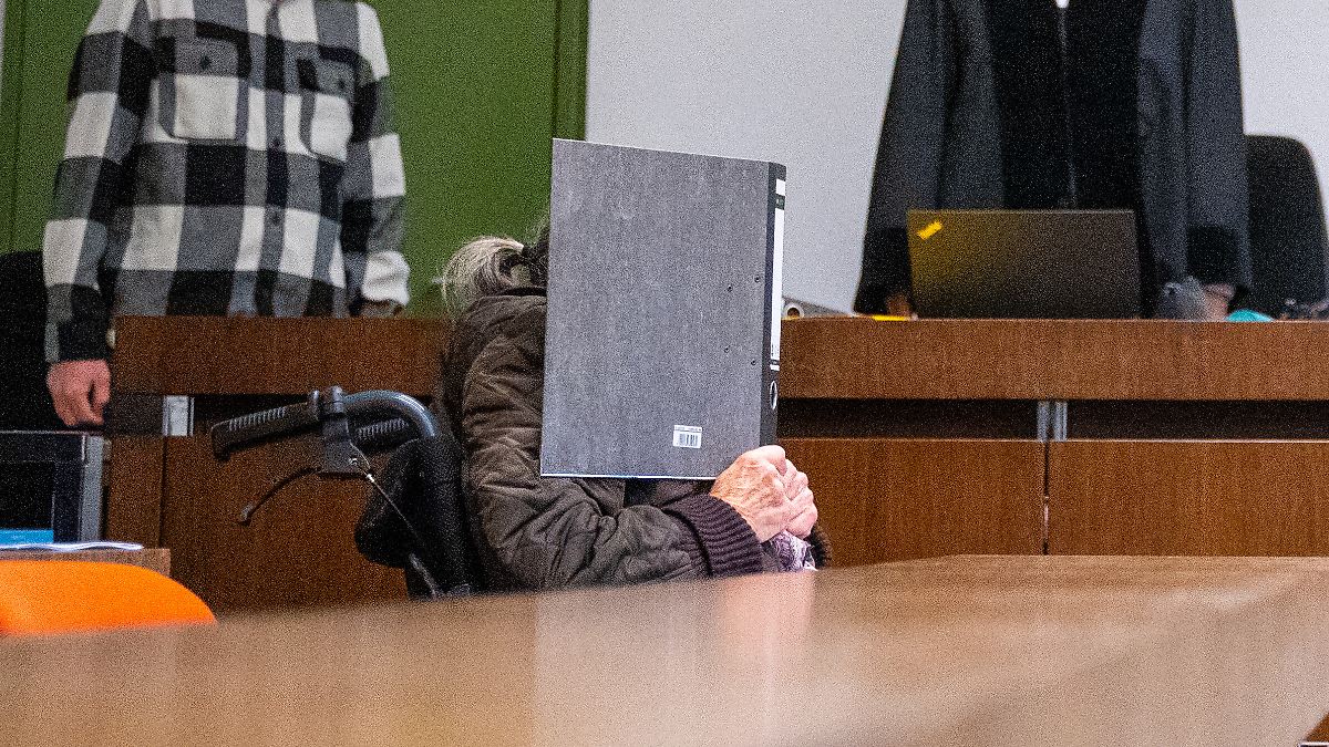 90-Jährige muss nach Totschlag mit Kochtopf lange ins Gefängnis