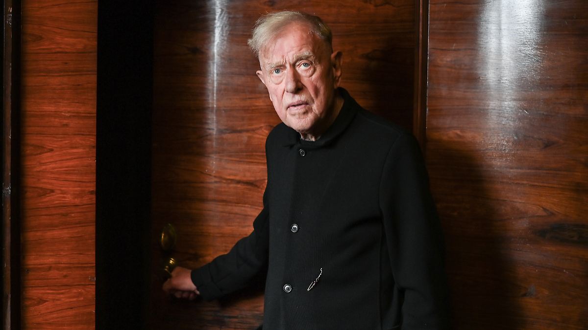 Theaterregisseur Claus Peymann ist tot