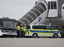 Flugzeug auf dem Weg nach Bagdad: Regierung schiebt Dutzende Iraker ab