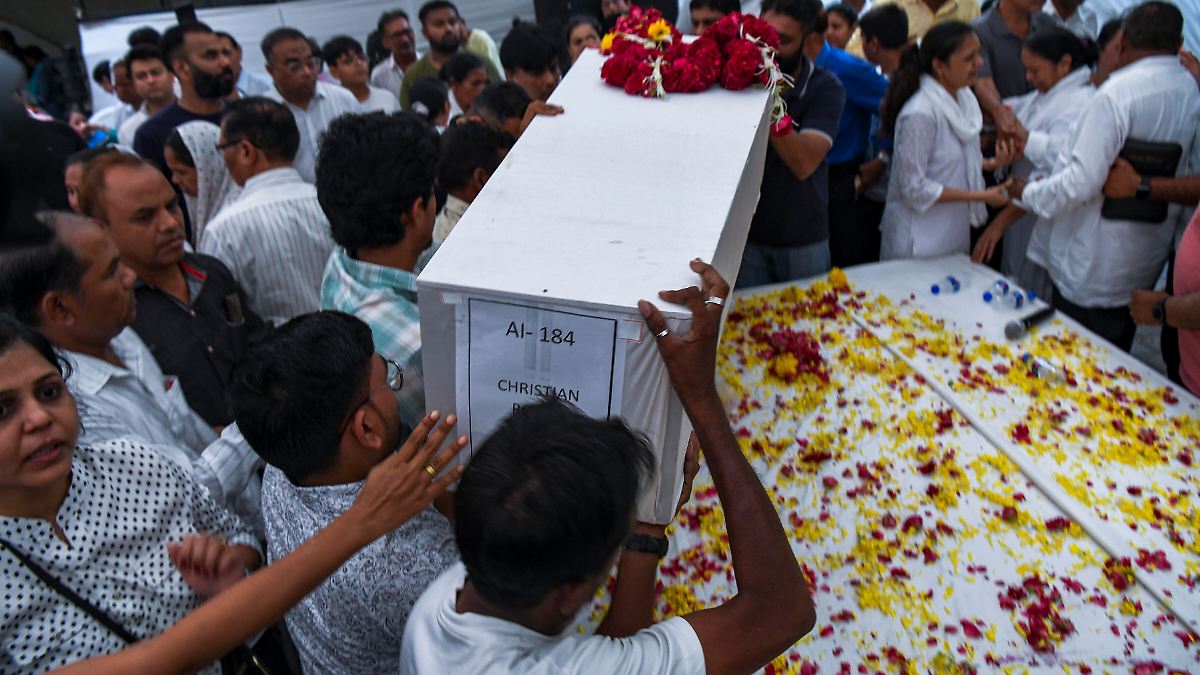 Familien der Air-India-Opfer erhalten falsche Leichen