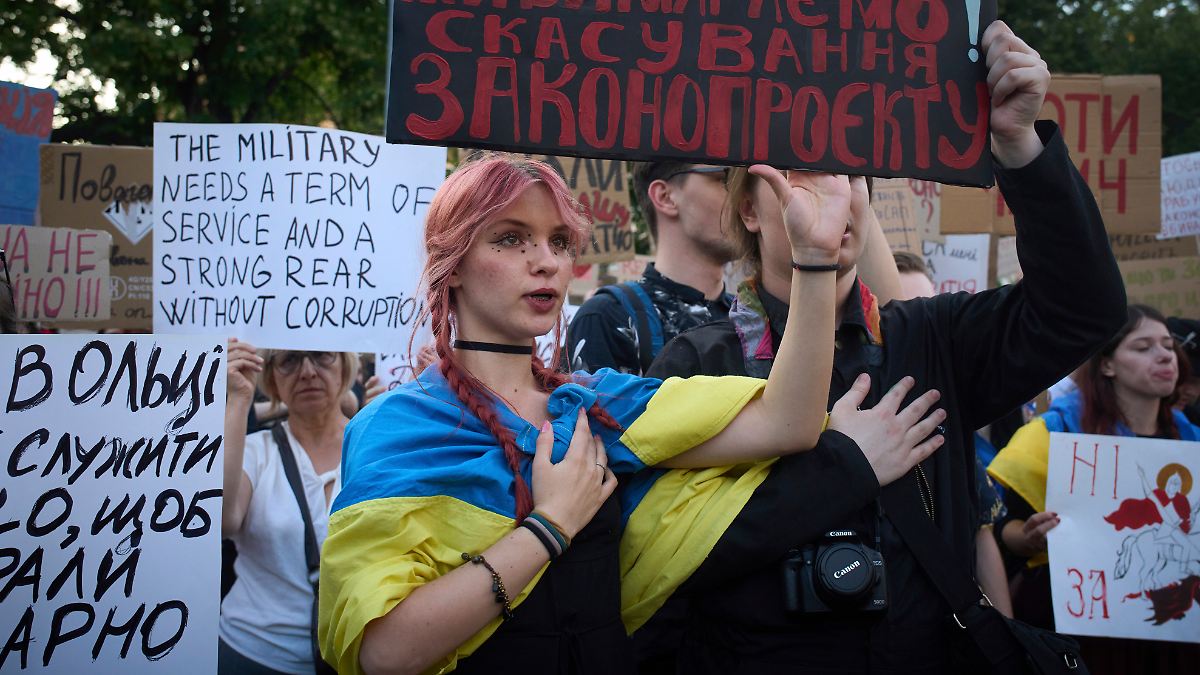 "Dieses Gesetz macht die Ukraine etwas russischer"