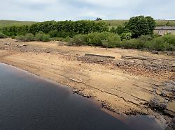 Zaradi suše v Angliji pozivajo prebivalce k brisanju starih e-poštnih sporočil in fotografij