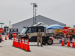 Florida načrtuje drugo priporno središče za migrante kljub nasprotovanju