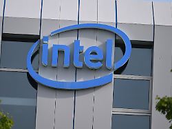 Aktie macht Sprung nach oben: Bericht: US-Regierung erwägt Einstieg bei Chip-Riese Intel