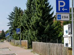 Število prometnih znakov v Störmthalu povzročilo dodatno nezadovoljstvo vaščanov.