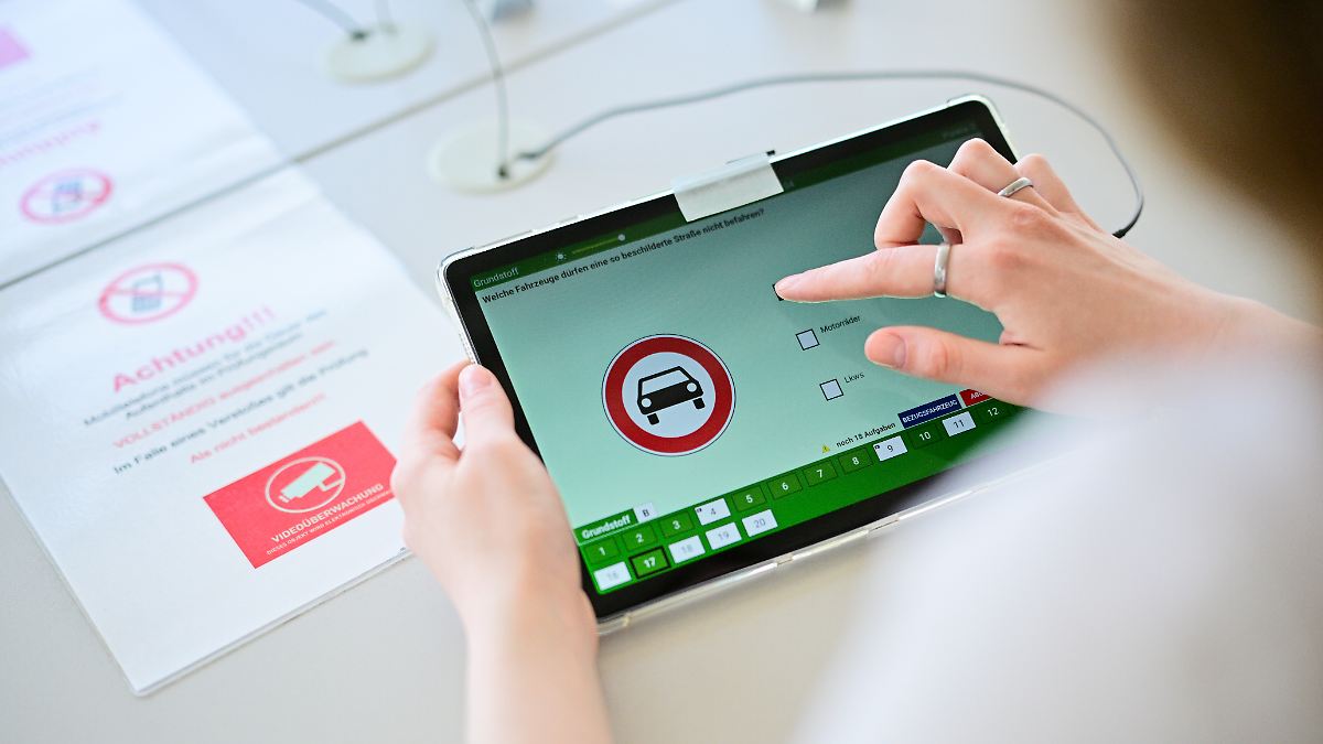 Fahrschüler betrügen immer öfter bei Führerscheinprüfungen