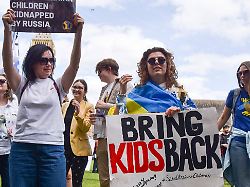 "Sklavenkatalog" im Internet: Wie Russland ukrainische Kinder verschleppt und anbietet